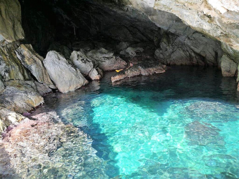 Cavoli - grotta azzurra